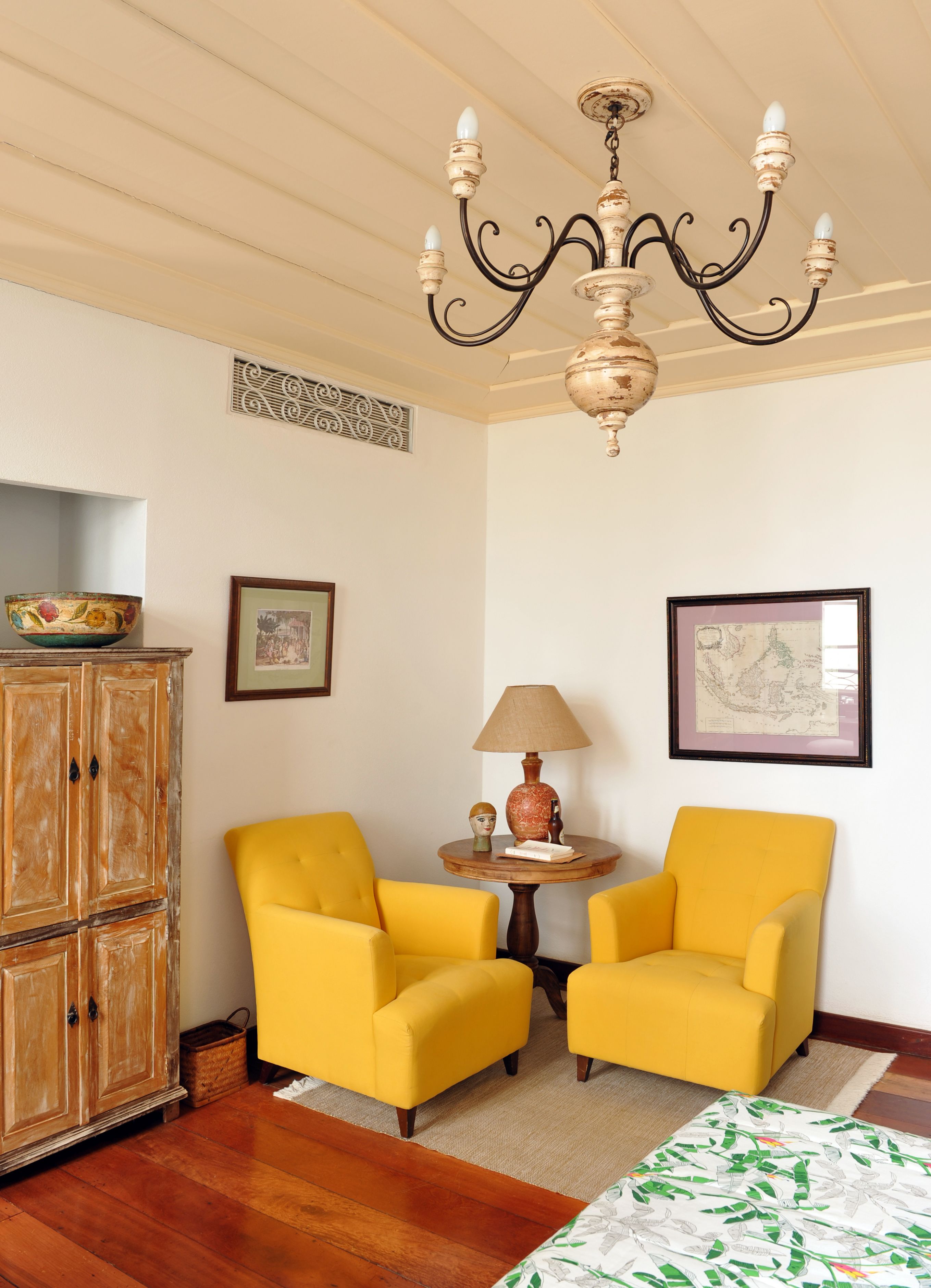 deluxe room | premium bedding, minibar, in-room safe, individually decorated