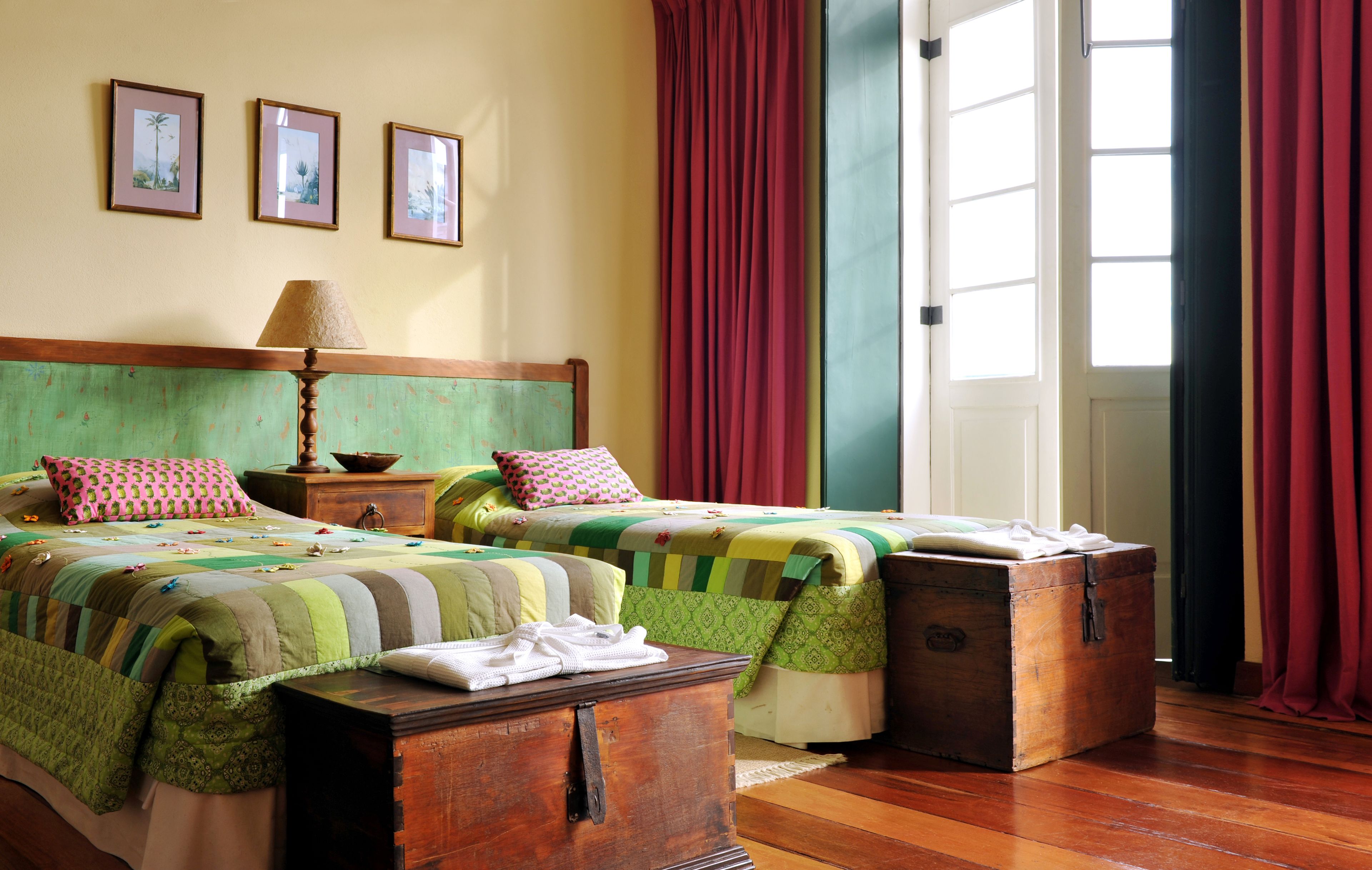 deluxe room | premium bedding, minibar, in-room safe, individually decorated