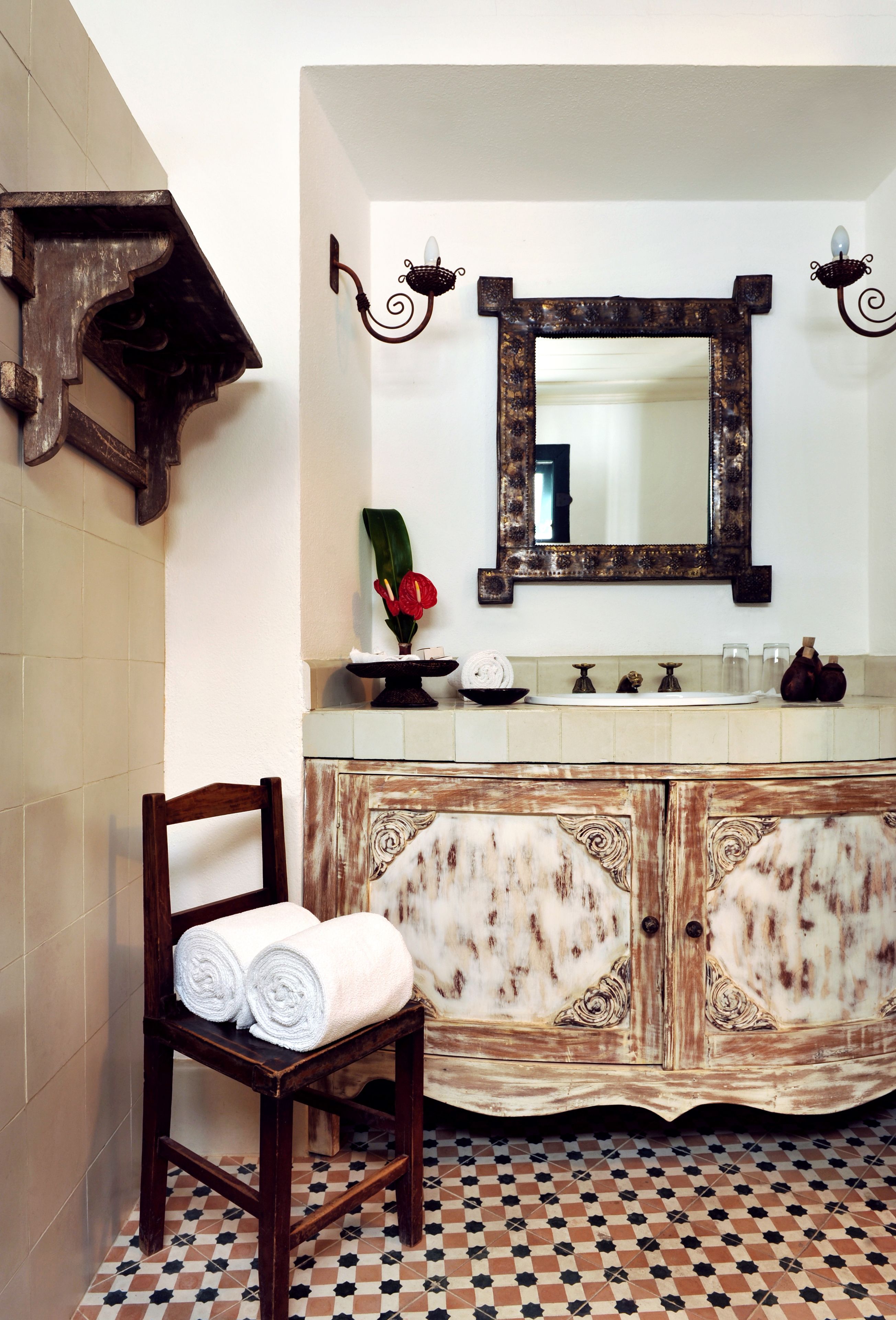 deluxe room | bathroom | shower, designer toiletries, hair dryer, bathrobes