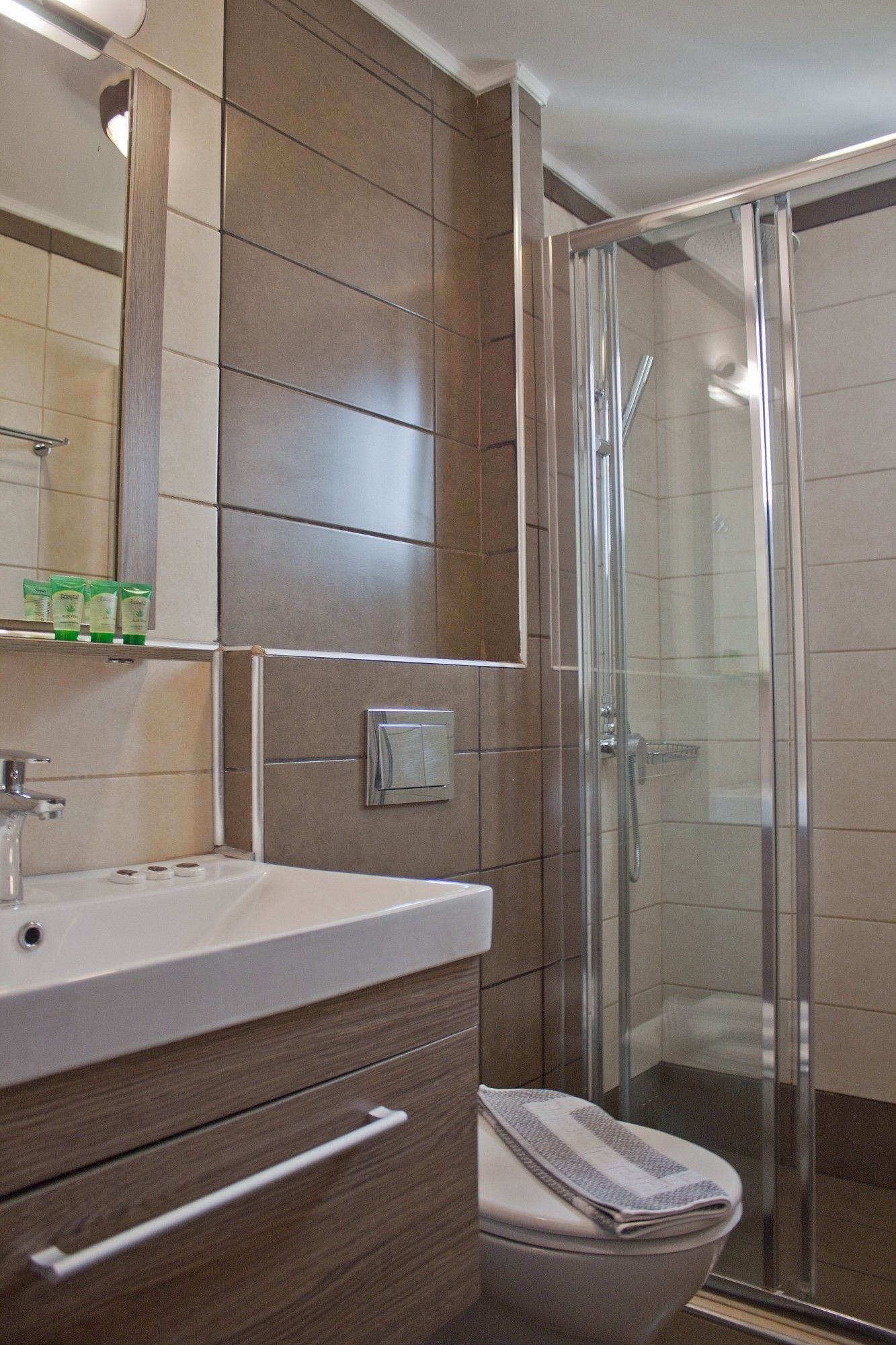 Photo - Danaos Hotel