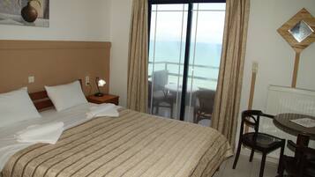 In-room safe, blackout drapes, free WiFi, bed sheets