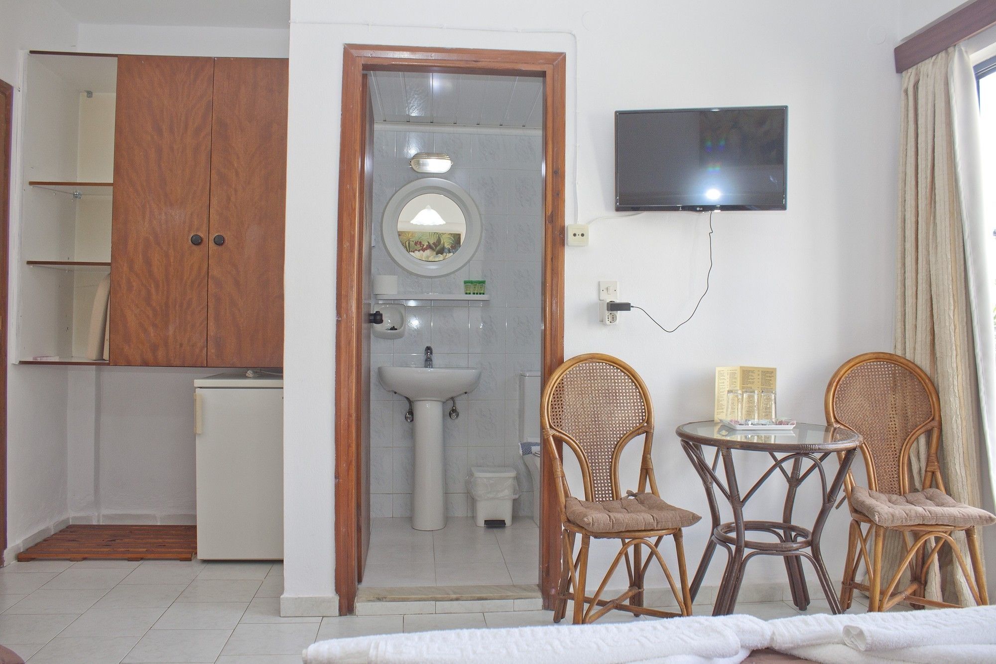 Photo - Danaos Hotel