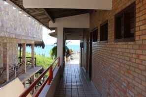 施設の敷地