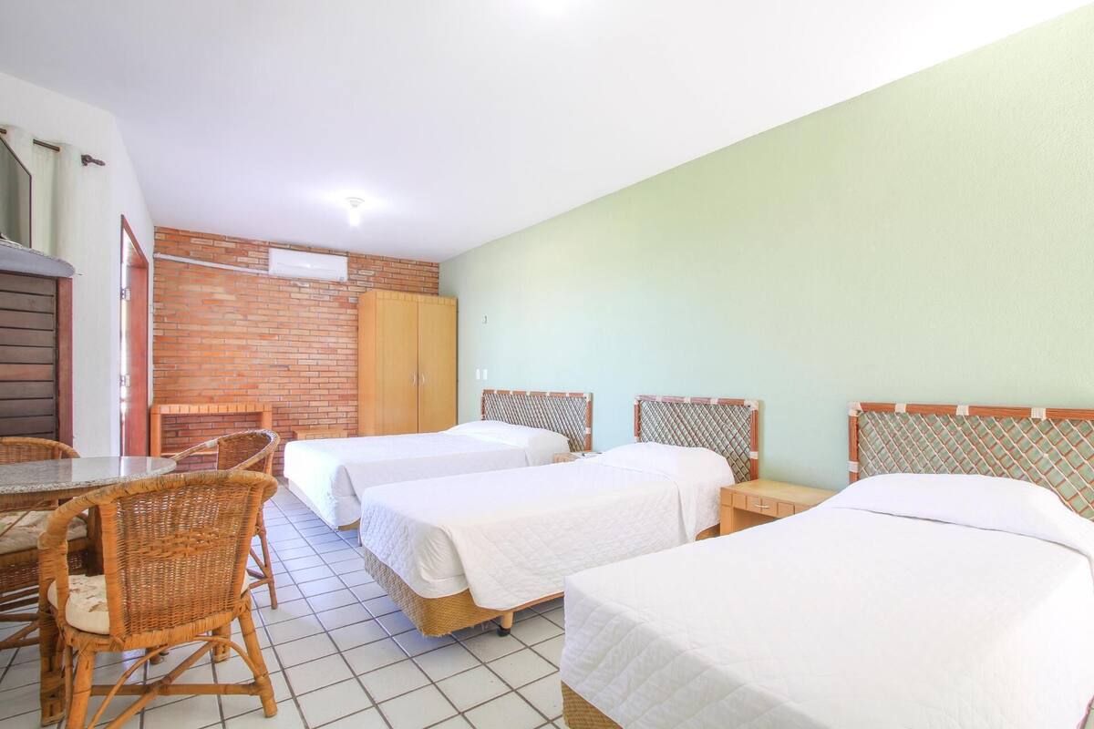 Pillowtop beds, minibar, in-room safe, desk