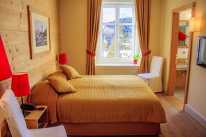 Hochwertige Bettwaren, Zimmersafe, kostenloses WLAN, Bettwäsche