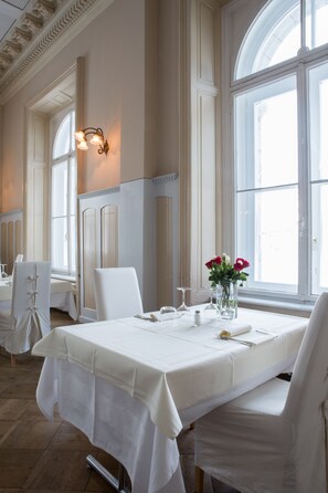 Restaurant - Maloja Palace (Bregaglia)