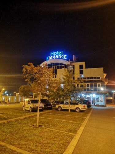 Elegance Hotel