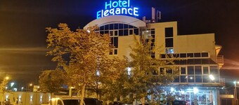 Elegance Hotel