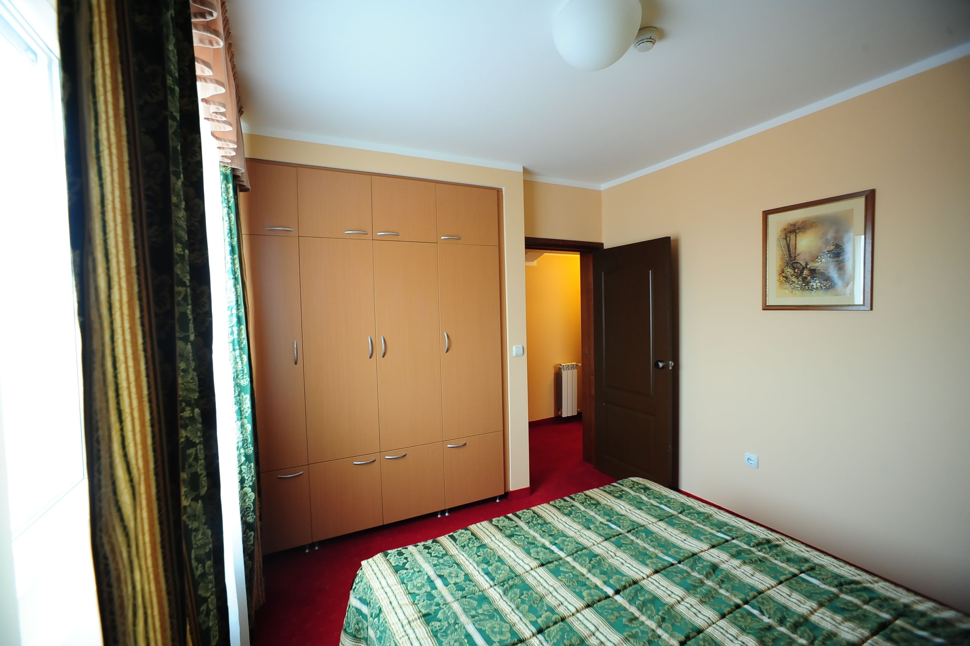 suite | pillow-top beds, minibar, in-room safe, desk