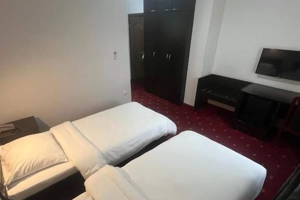 1 slaapkamer, pillowtop-bedden, een minibar, een kluis op de kamer