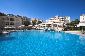 Indoor pool, 3 outdoor pools, pool umbrellas, sun loungers - St Nicolas Elegant Residence (Paphos)