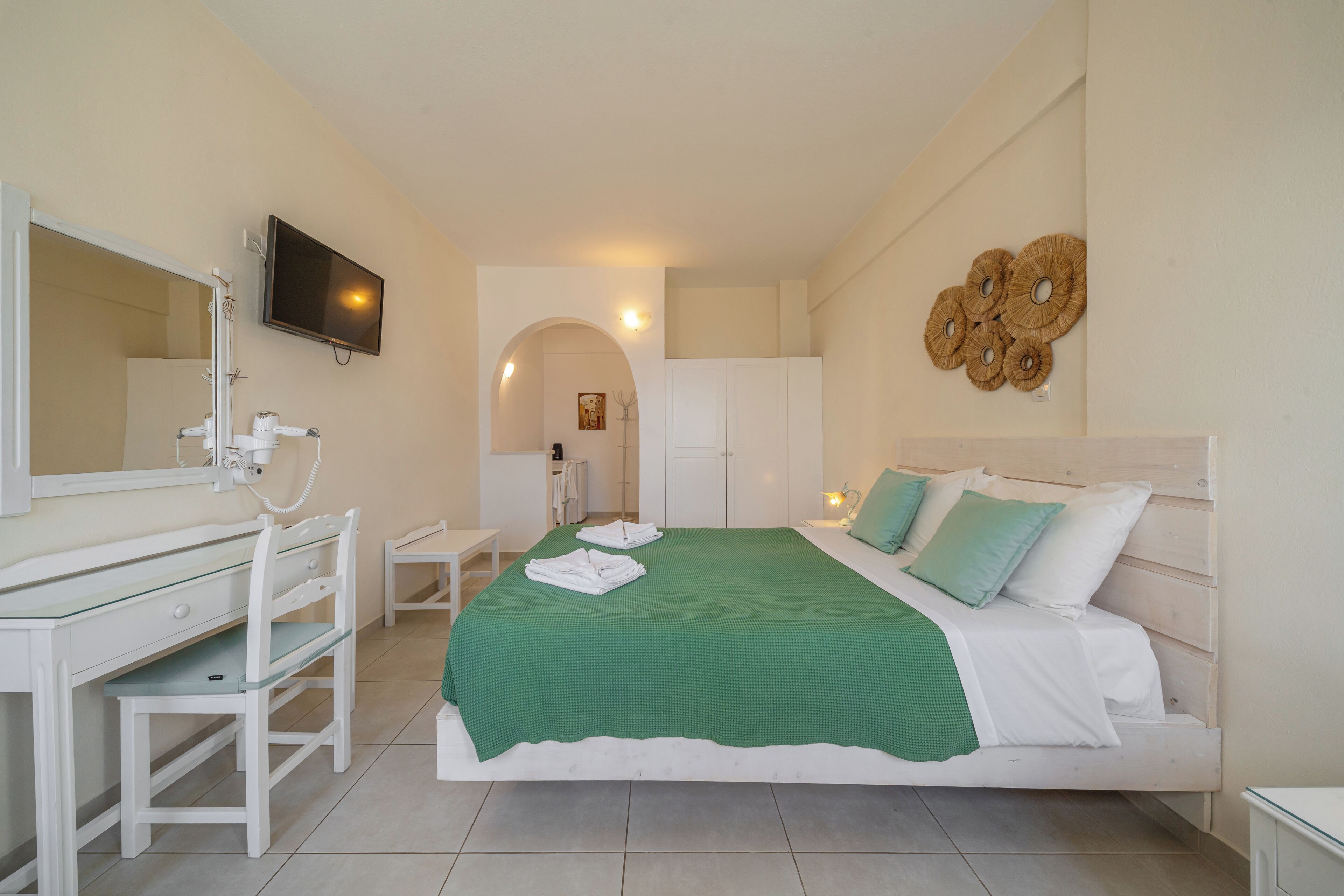 Standard Double Room, 1 Double Bed, Non Smoking, Balcony | Premium bedding, in-room safe, blackout drapes, iron/ironing board