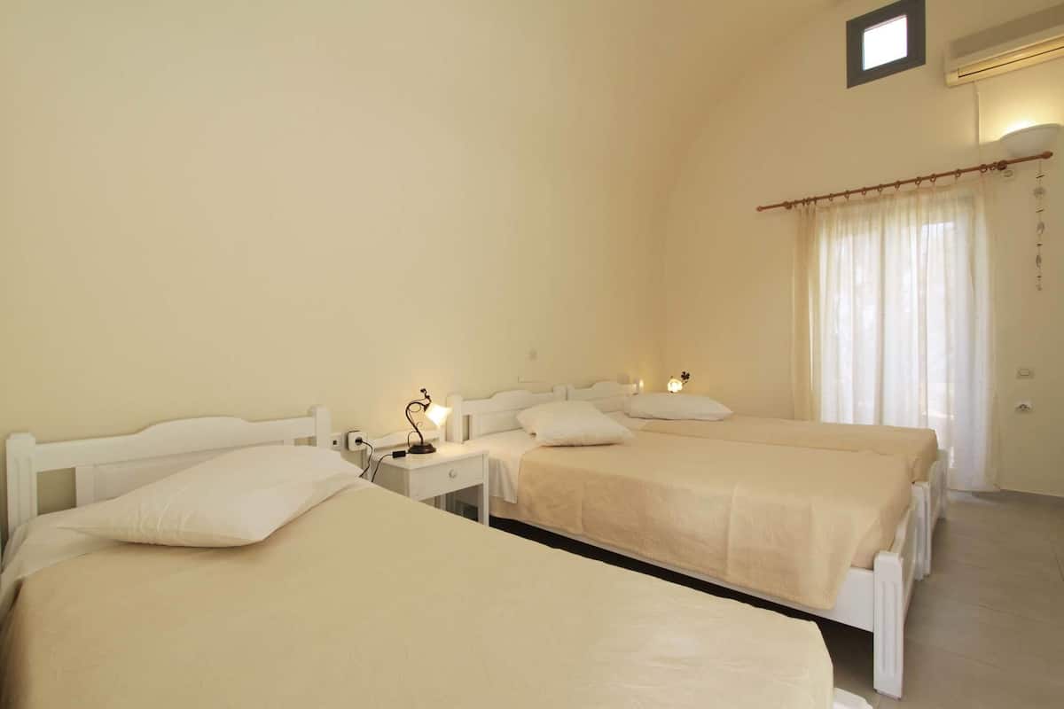 Standard Triple Room, 3 Twin Beds, Non Smoking, Balcony | Premium bedding, in-room safe, blackout drapes, iron/ironing board