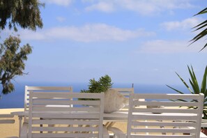 Exterior detail - Ersi Villas (Santorini)