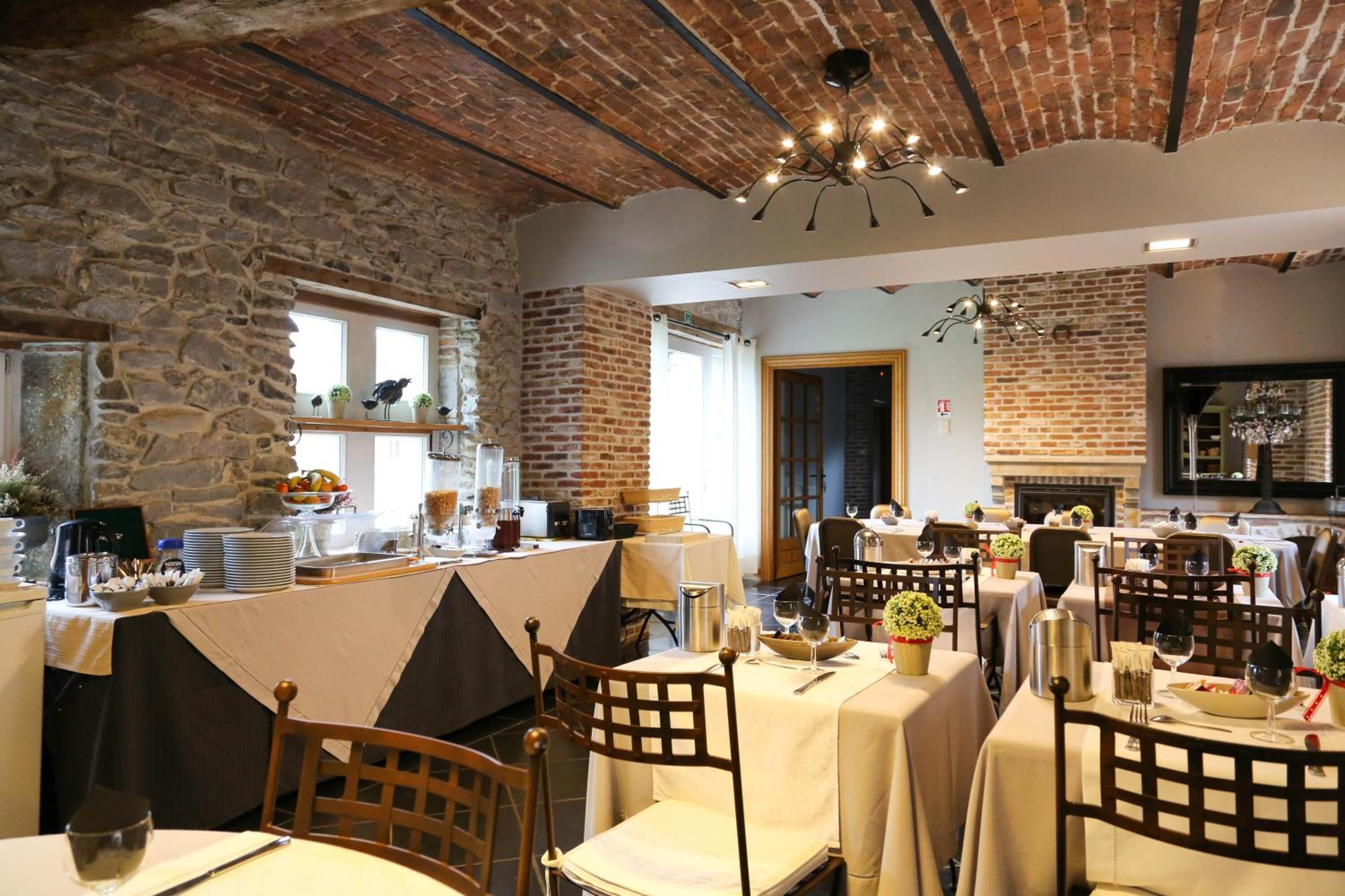 Daily buffet breakfast (EUR 10 per person)