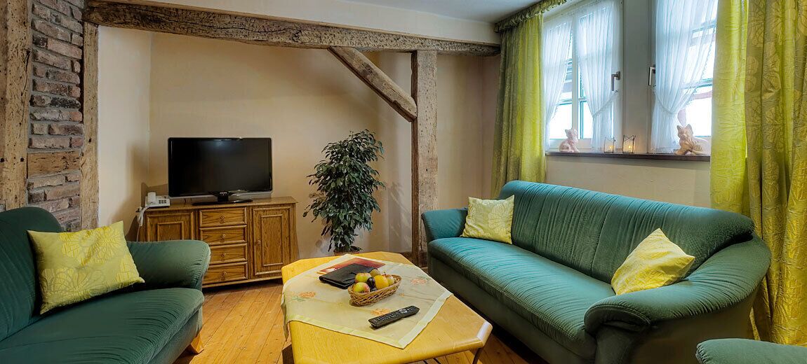 romantic room (sterntaler) | living area | tv