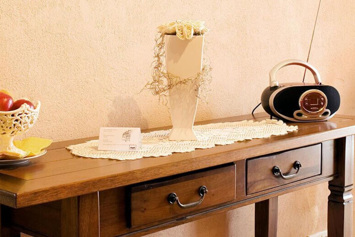 In-room safe, free WiFi, bed sheets