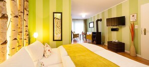 Romantic Room (Träume der Nacht) | In-room safe, free WiFi, bed sheets