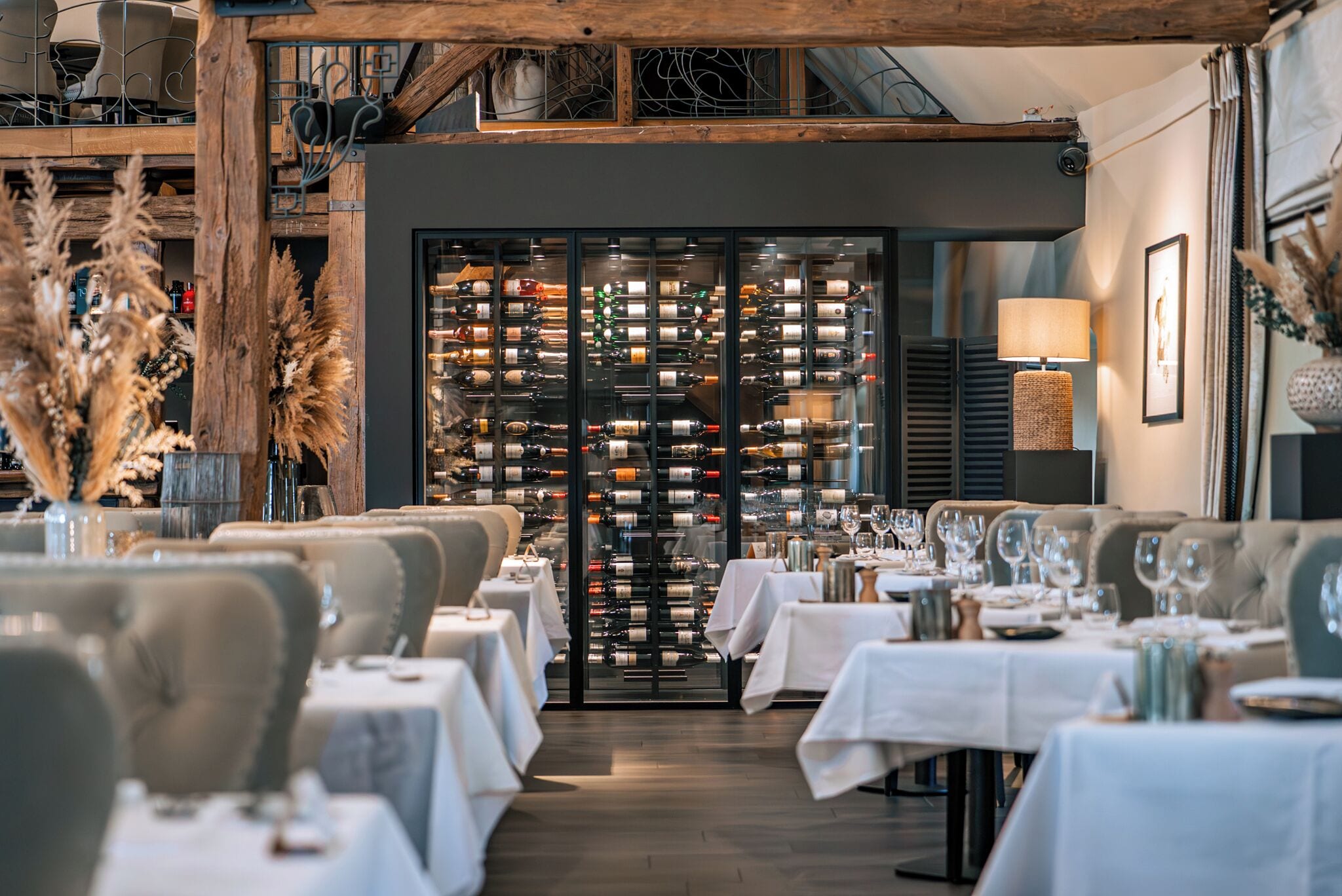 Petit déjeuner, déjeuner et dîner servis sur place