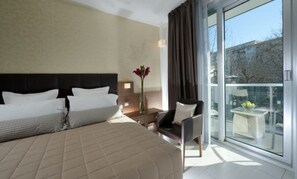 Deluxe Double Room | Premium bedding, minibar, in-room safe, desk