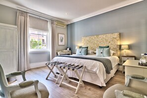 Kamar Double Deluks | Brankas, Wi-Fi gratis, dan seprai linen