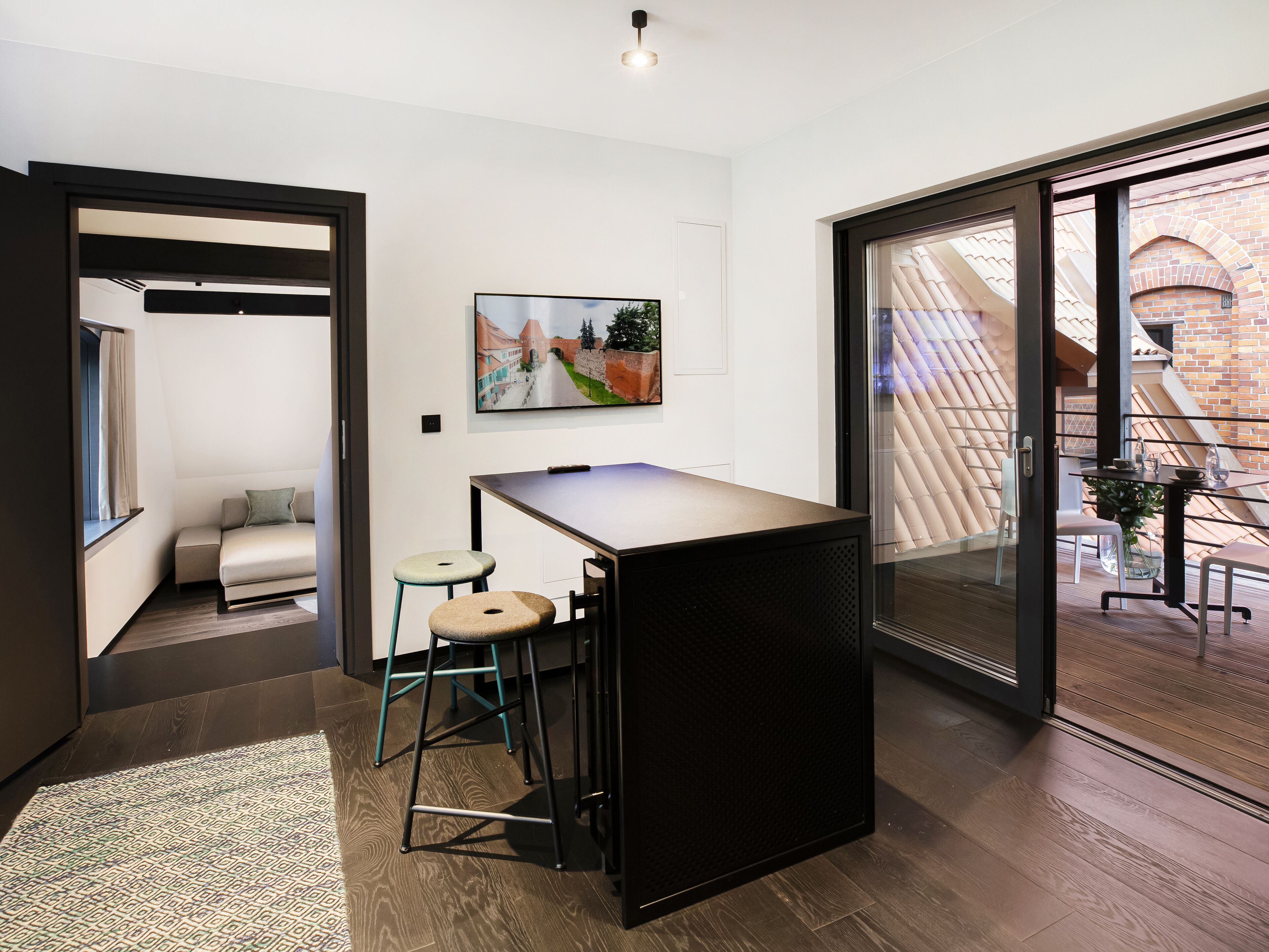 superior suite | private kitchen | coffee/tea maker, electric kettle