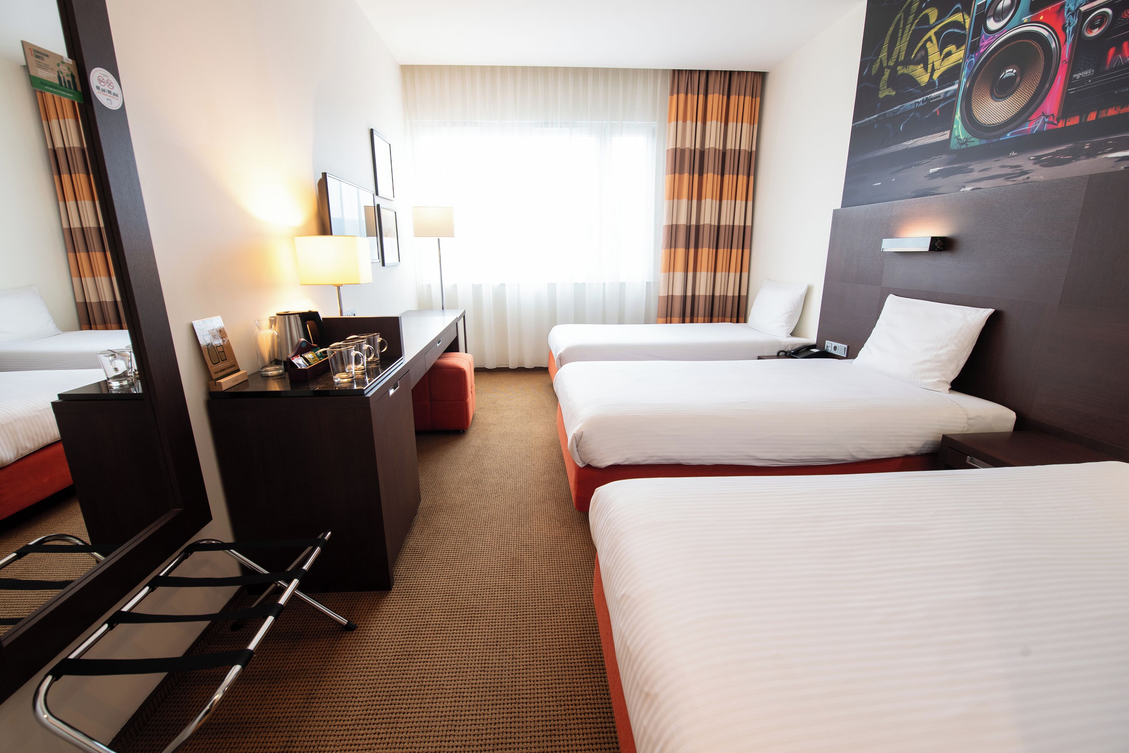 triple room, 3 single beds | hypo-allergenic bedding, in-room safe, desk, blackout curtains