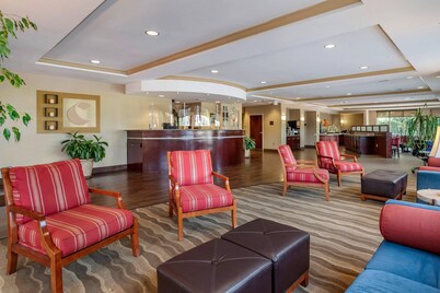 Comfort Suites Biloxi - Ocean Springs