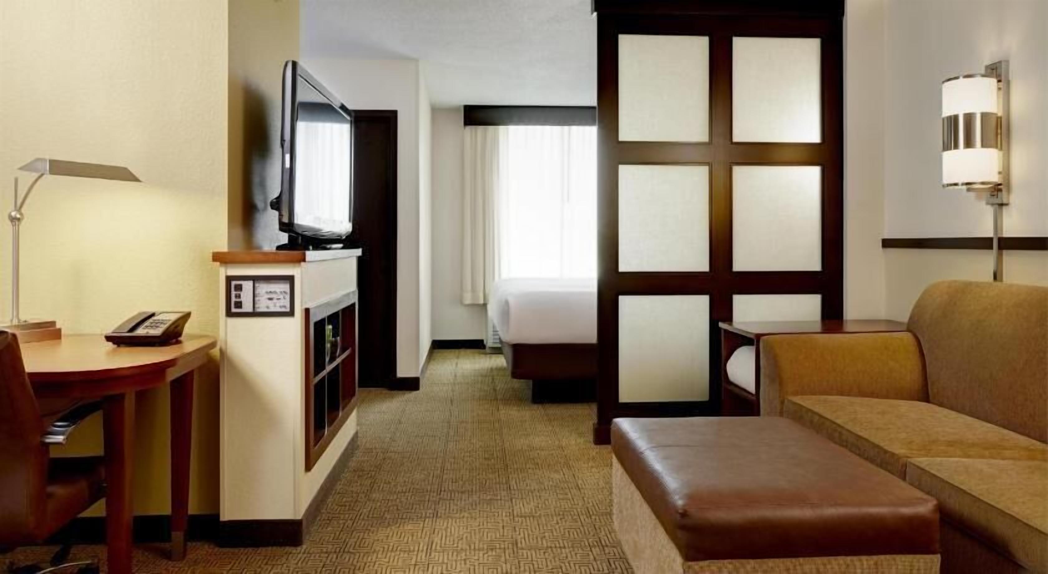 Coffres-forts dans les chambres, bureau