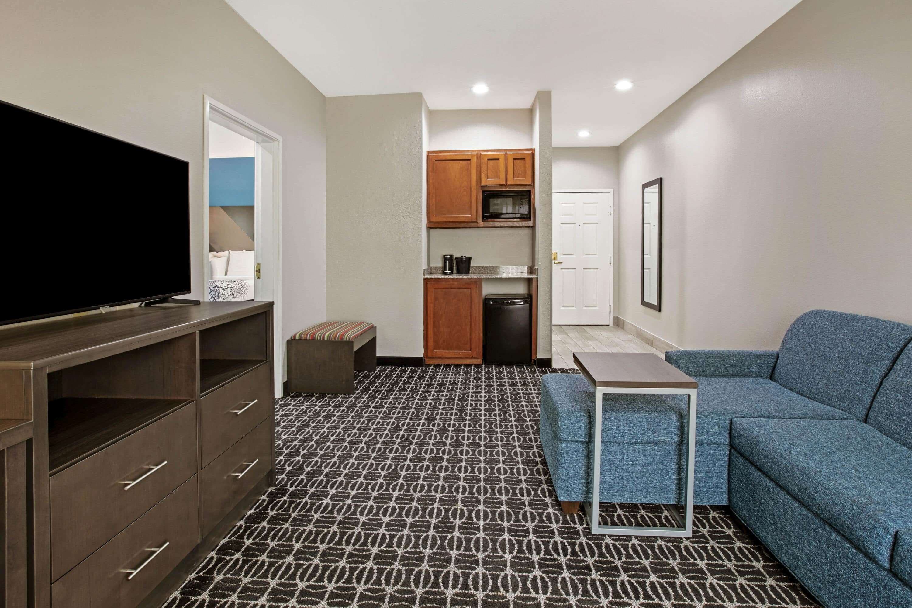 premium bedding, desk, iron/ironing board, free cots/infant beds