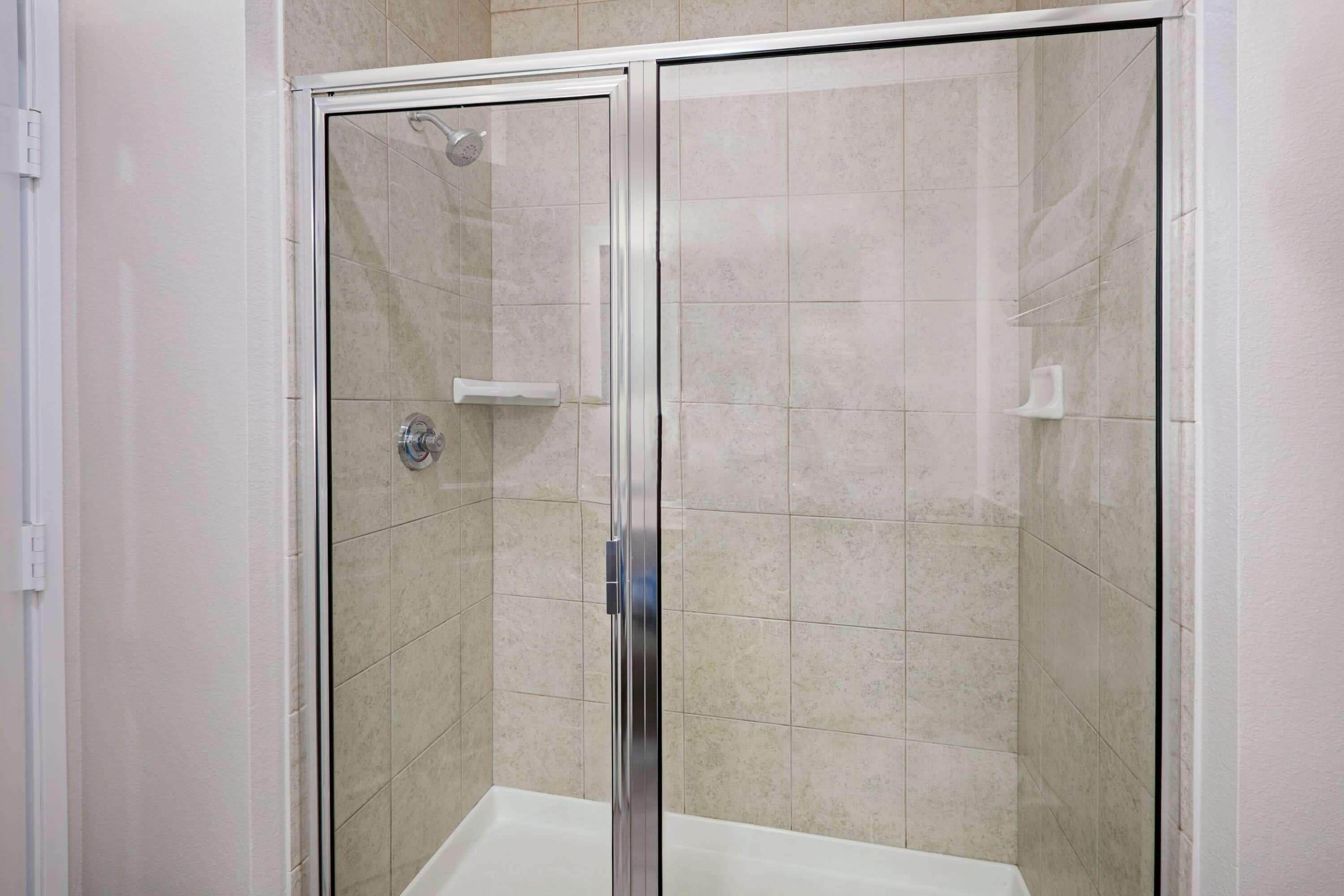 combined shower/bathtub, free toiletries, hair dryer, towels