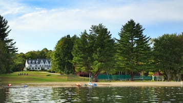 Private beach, snorkeling, water skiing, kayaking