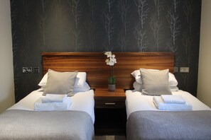 Patio Suite | Laptop workspace, blackout drapes, iron/ironing board, free WiFi - The Craibstone Suites (Aberdeen)