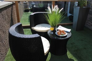 Terrace/patio - The Craibstone Suites (Aberdeen)