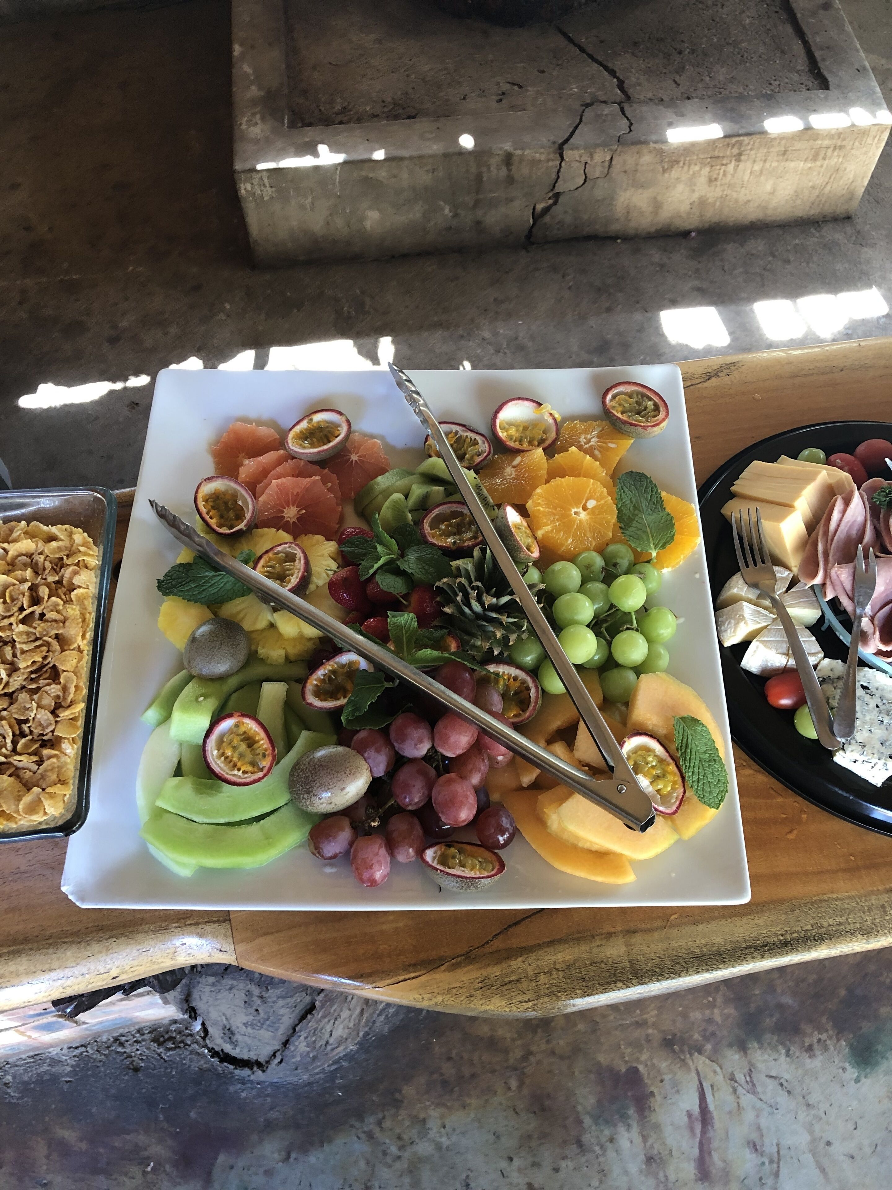 free daily full breakfast