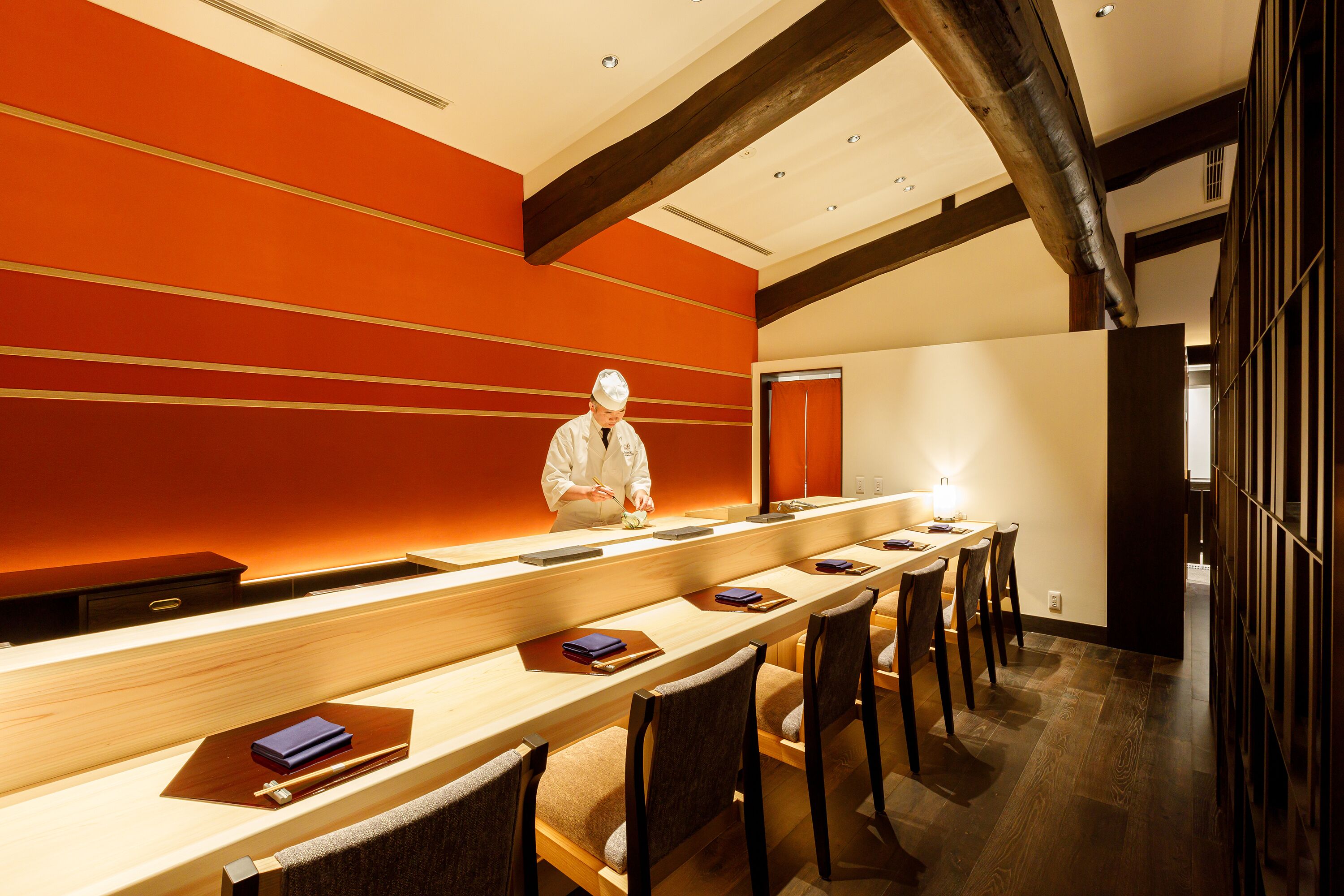 3 restaurants, breakfast, lunch, dinner served; japanese cuisine