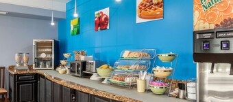 Quality Inn & Suites at The Outlets Mercedes/Weslaco