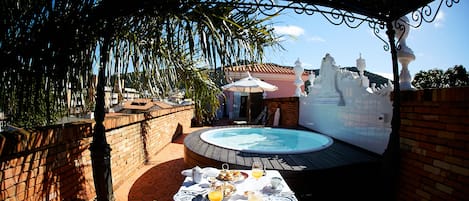 Loft, piscine privée | Salle de bain