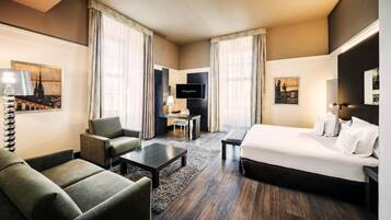 Apartamento grand, 2 quartos | Vista do quarto