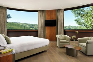 Suite (Silver) | Premium bedding, Select Comfort beds, minibar, in-room safe - Il Boscareto Resort & Spa (Serralunga d'Alba)