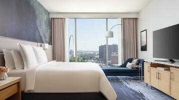 Hochwertige Bettwaren, Daunenbettdecken, Minibar, Zimmersafe