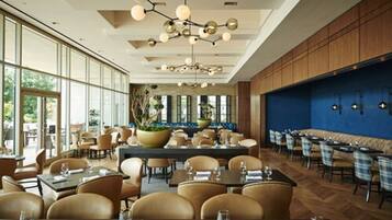 Breakfast served, local and international cuisine, alfresco dining