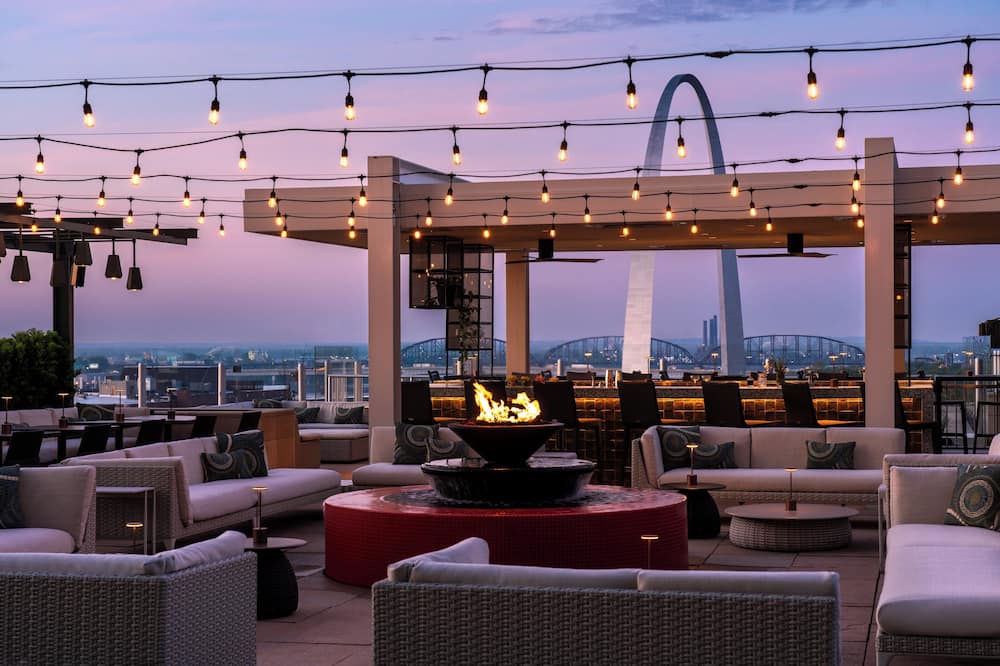 luxury hotels in St. Louis