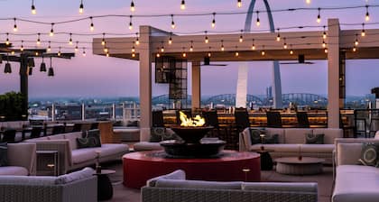 Four Seasons Hotel St Louis