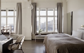 Kamer | Luxe beddengoed, verduisterende gordijnen, een strijkplank/strijkijzer