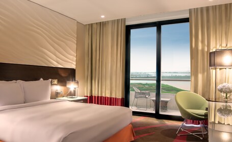 Radisson Blu Hotel, Abu Dhabi Yas Island - Image 3