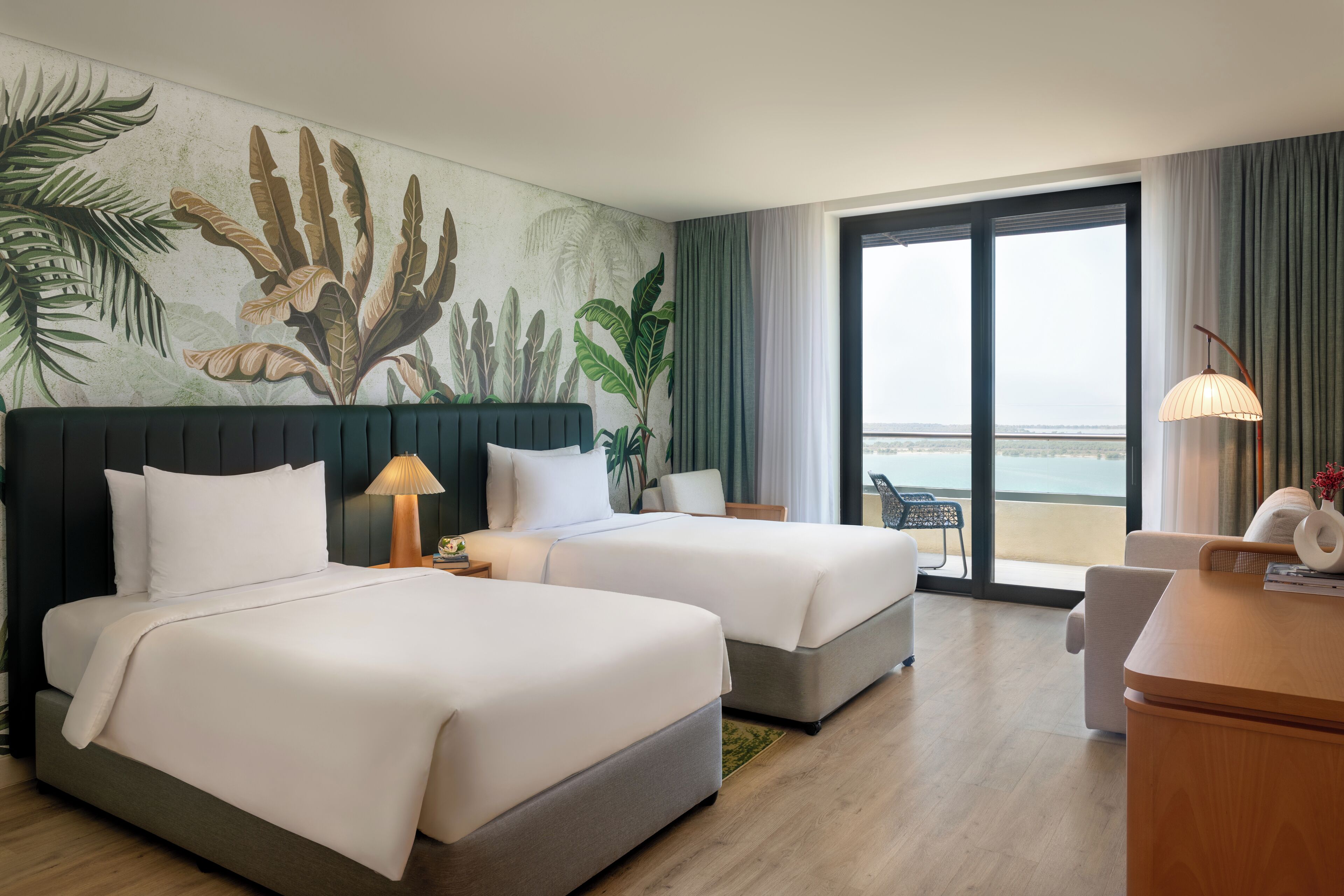 Deluxe Room, 2 Twin Beds, Sea View | Premium bedding, minibar, in-room safe, individually decorated