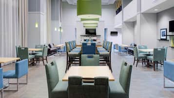 Desayuno buffet incluido todos los días