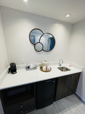 Suite estudio, 1 cama de matrimonio grande con sofá cama | Minibar