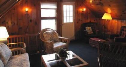 Bradford House and Motel